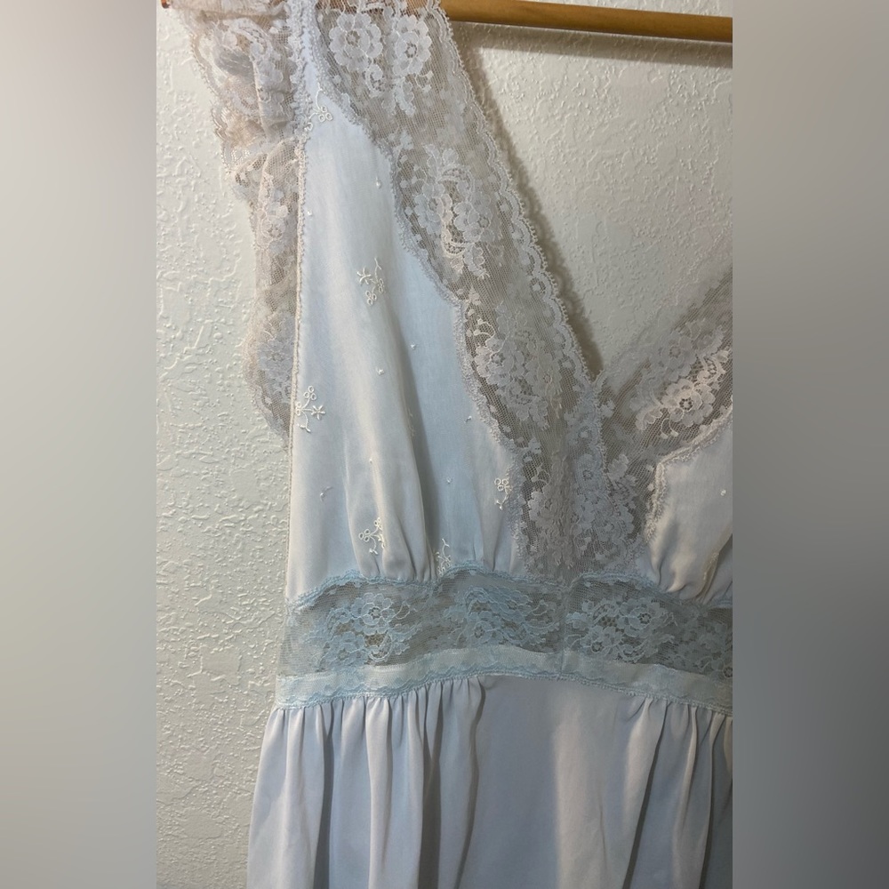 Vintage Fischer lace nightgown